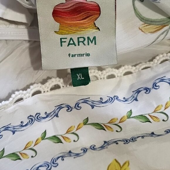 Unworn Farm Rio Off-White Floral Romantic Bodysuit - Picture 10 of 10